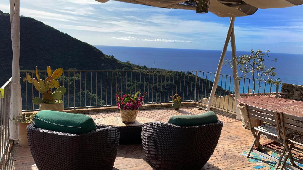 Albergo Diffuso Ecobelmonte 贝尔蒙特卡拉布罗 外观 照片
