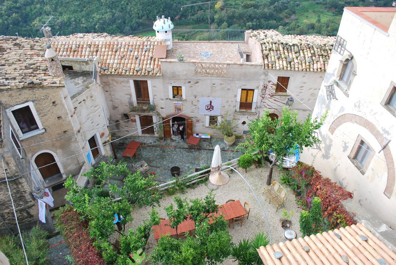 Albergo Diffuso Ecobelmonte 贝尔蒙特卡拉布罗 外观 照片
